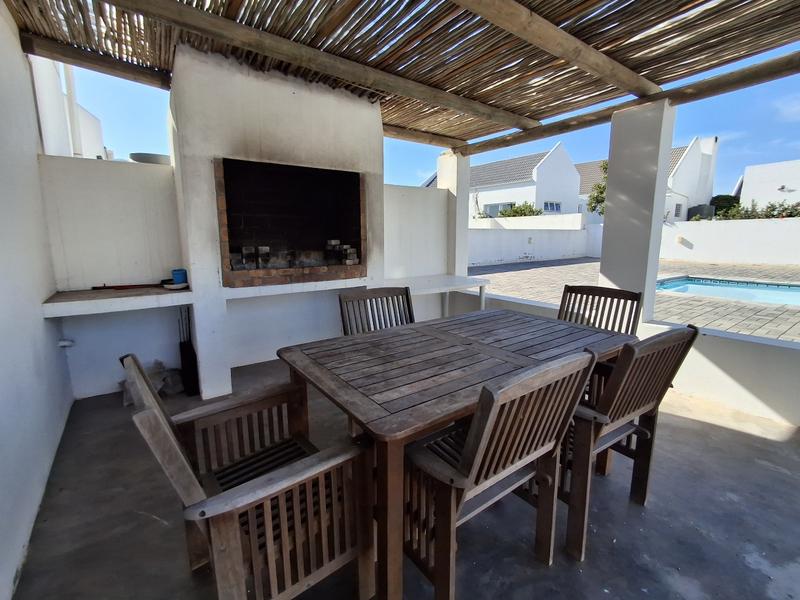 3 Bedroom Property for Sale in Golden Mile Western Cape